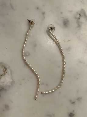 Mary Ralph x ALV Jewels Elegant Pearl Drop Threader Earrings - White Pearls